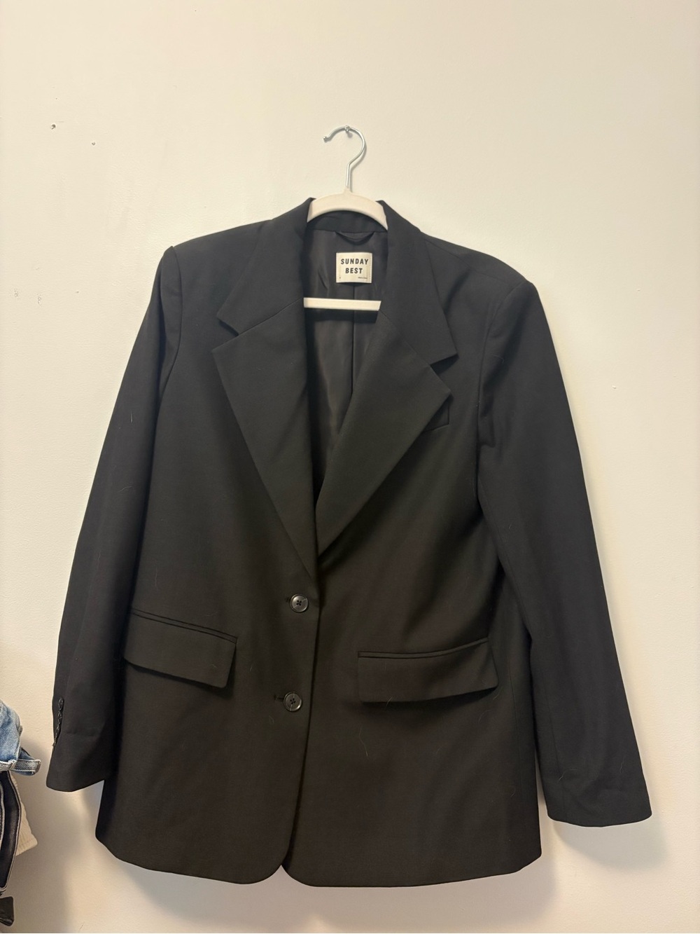 Aritzia Black Single-Breasted Tailored Blazer